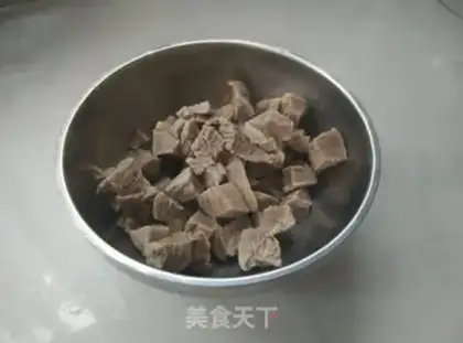Make Tomato beef noodles step 1