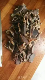 Make The duck is fried ginger step 1