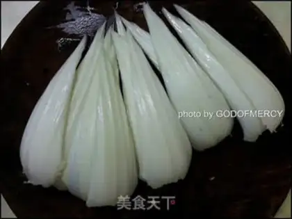 Make The scalding of the pressure of the cabbage step 3
