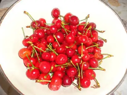 Make Cherry sauce step 0