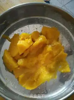 Make Pumpkin cake step 1