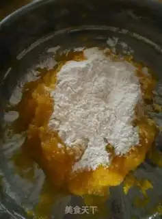 Make Pumpkin cake step 2