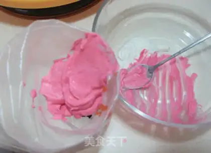 Make DORAEMON CREAM CAKE step 14