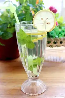Make Mint lemon tea step 4