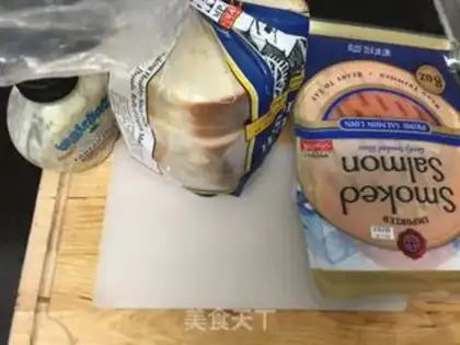 Make Salmon with toast step 0