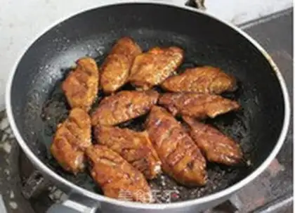 Make Nagoya Japanese chicken wings step 1