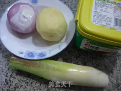 Make Onion whited potatoes step 0