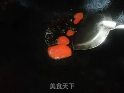 Make Tomato fried the cabbage step 0