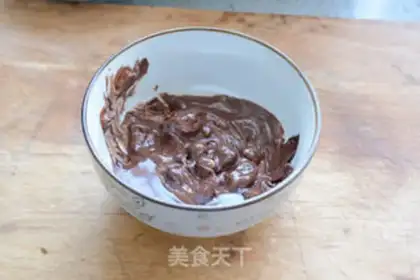Make walnut chocolate pie step 3