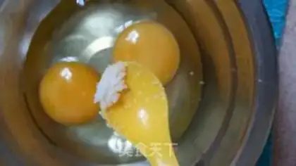 Make Skinny eggs step 1