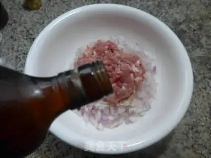 Make Onion pork pie step 4