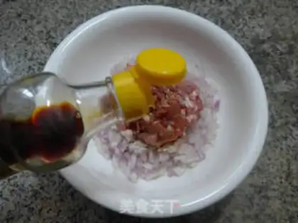 Make Onion pork pie step 5