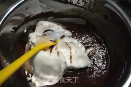 Make Bear-colored cake rolls step 11