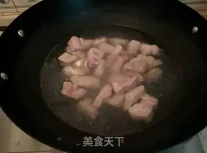 Make Southern milk roasted meat step 2