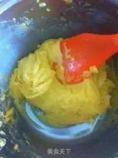 Make Swan ice cream puff step 3