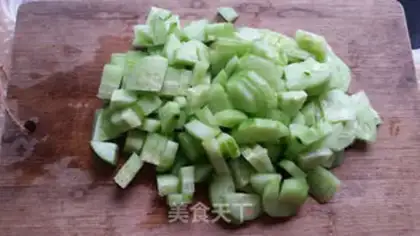Make Fresh cucumber juice step 2