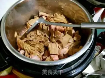 Make Southern milk roasted meat step 6
