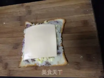 Make Cheese mashed mashed toast step 2