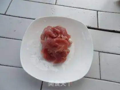 Make Autumn fried meat step 4