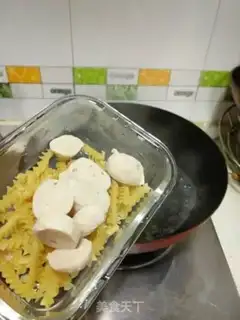 Make Eggfish balls steam pasta step 1