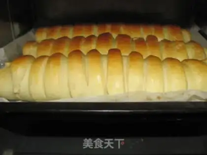 Make Smoky caterpillar bread step 11