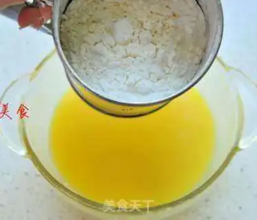 Make Yogurt strawberry cake step 2