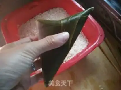 Make Red-tree rice dumplings step 7