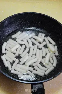 Make Hot sauce cake step 3