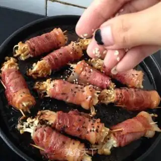 Make Iron-plate bacon mushroom rolls step 8