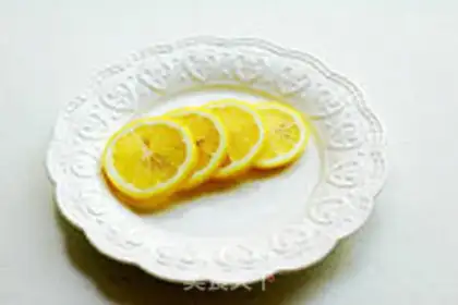 Make Fresh lemon roast step 1
