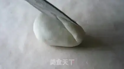 Make The white rabbit