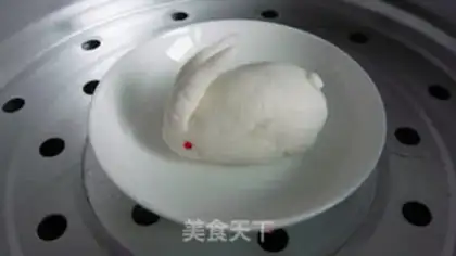 Make The white rabbit