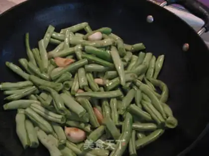 Make Garlic lentils step 2