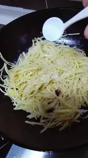 Make Spicy potatoes step 6