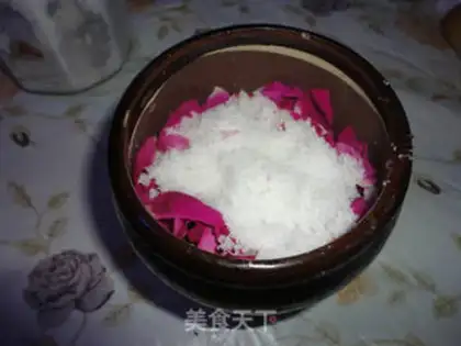 Make Homemade rose sauce step 2