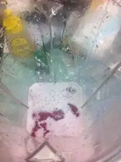 Make A strawberry milkshake step 2