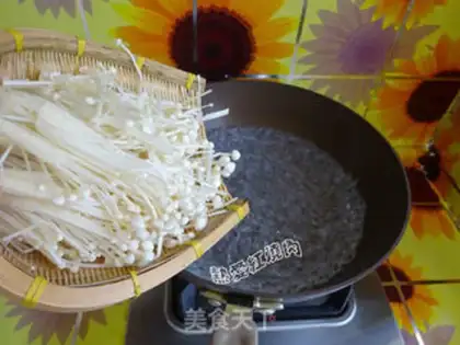 Make Garlic fans step 3