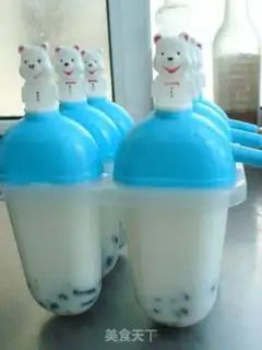 Make Bean milk popsicles step 5