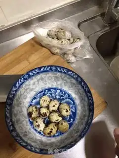 Make Pickled quail eggs step 1