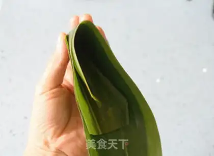 Make Sweet red bean dates step 5