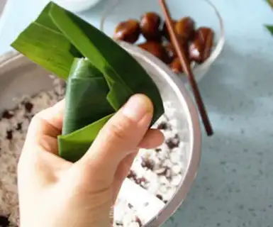 Make Sweet red bean dates step 9