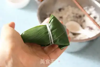 Make Sweet red bean dates step 11
