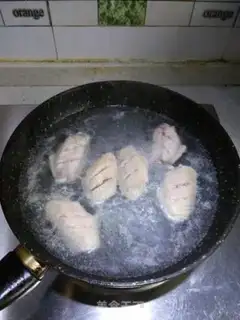 Make Microwave garlic wings step 1