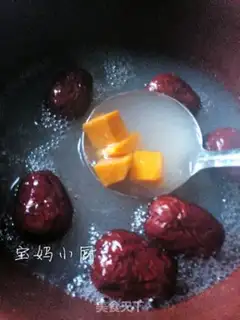 Make Silver-eared and red-leave pumpkin step 4