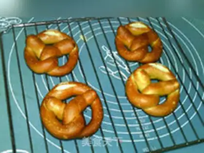 Make A German twister step 24