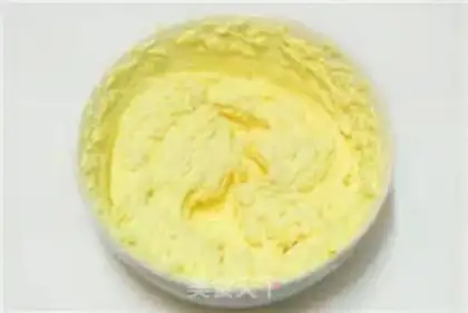 Make Orange juice cake step 2