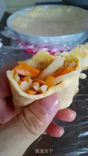 Make Delicious egg burrito step 6