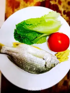Make Lazy tomato seafish step 0