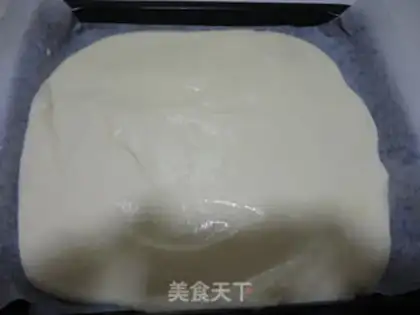 Make Carnation cake rolls step 14