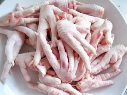 Make Pepper loves chicken claws step 0